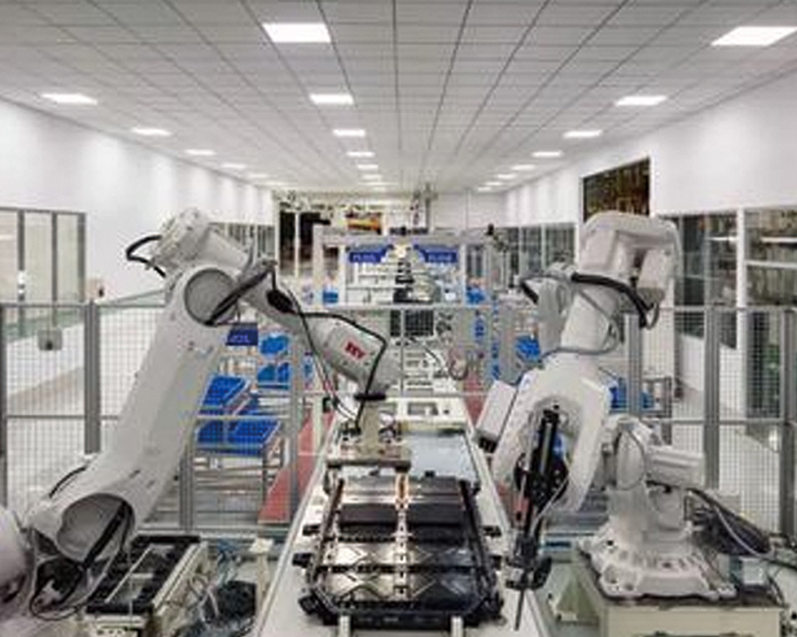 Energiatároló automata berendezések összeszerelő sora